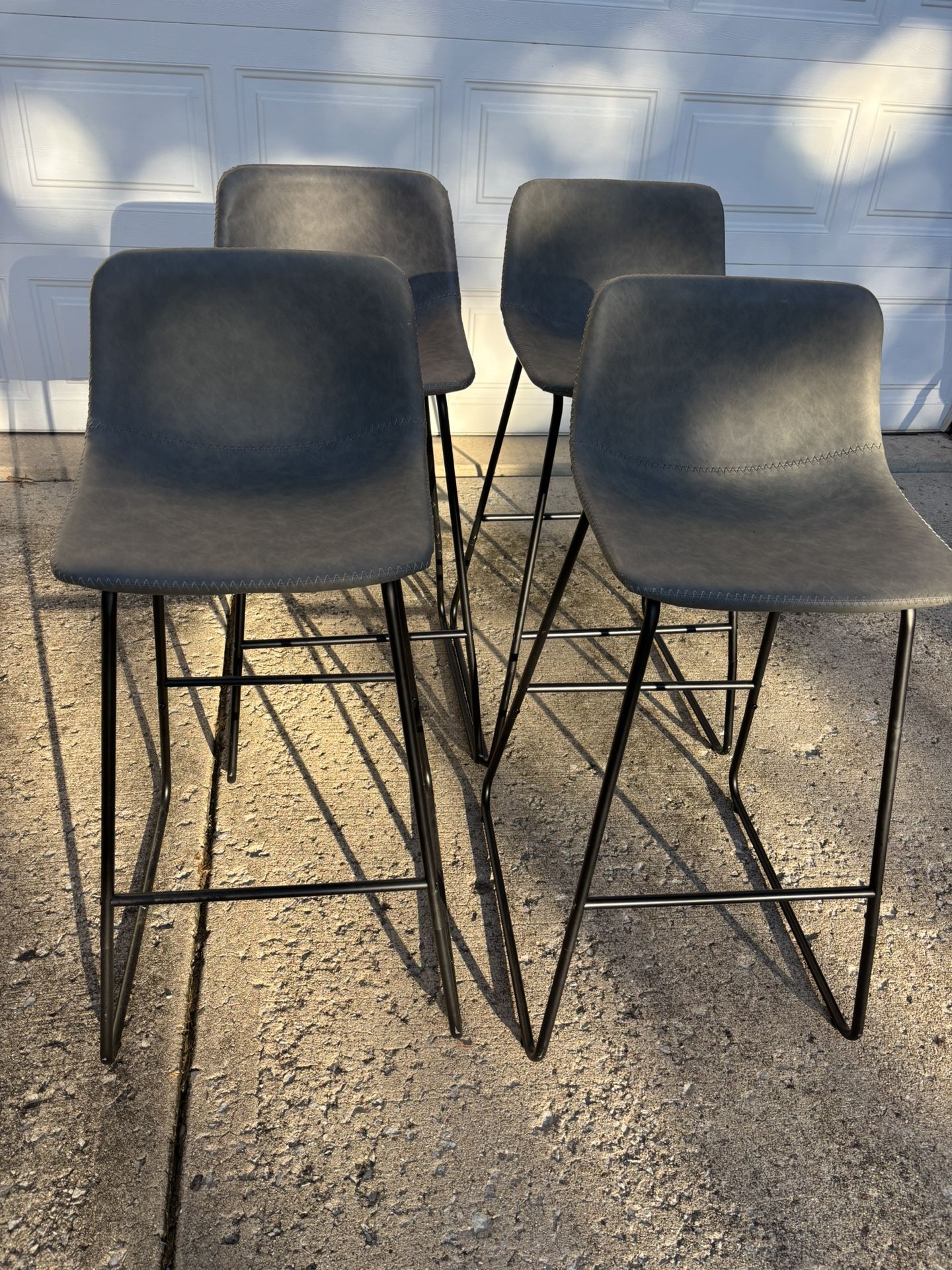 4 Faux Leather Bar Stools