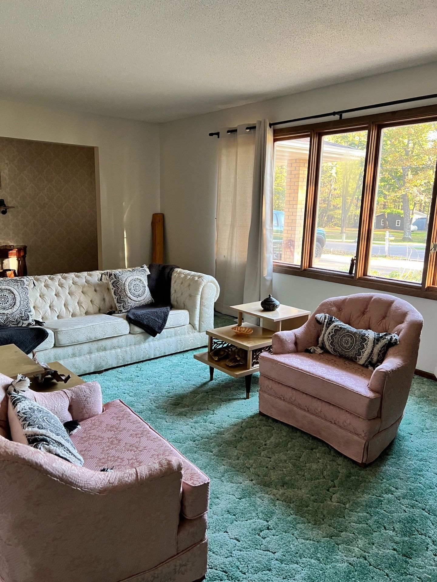**Free furniture**