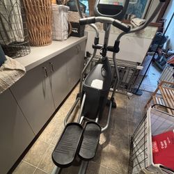 Great Free Elliptical machine 