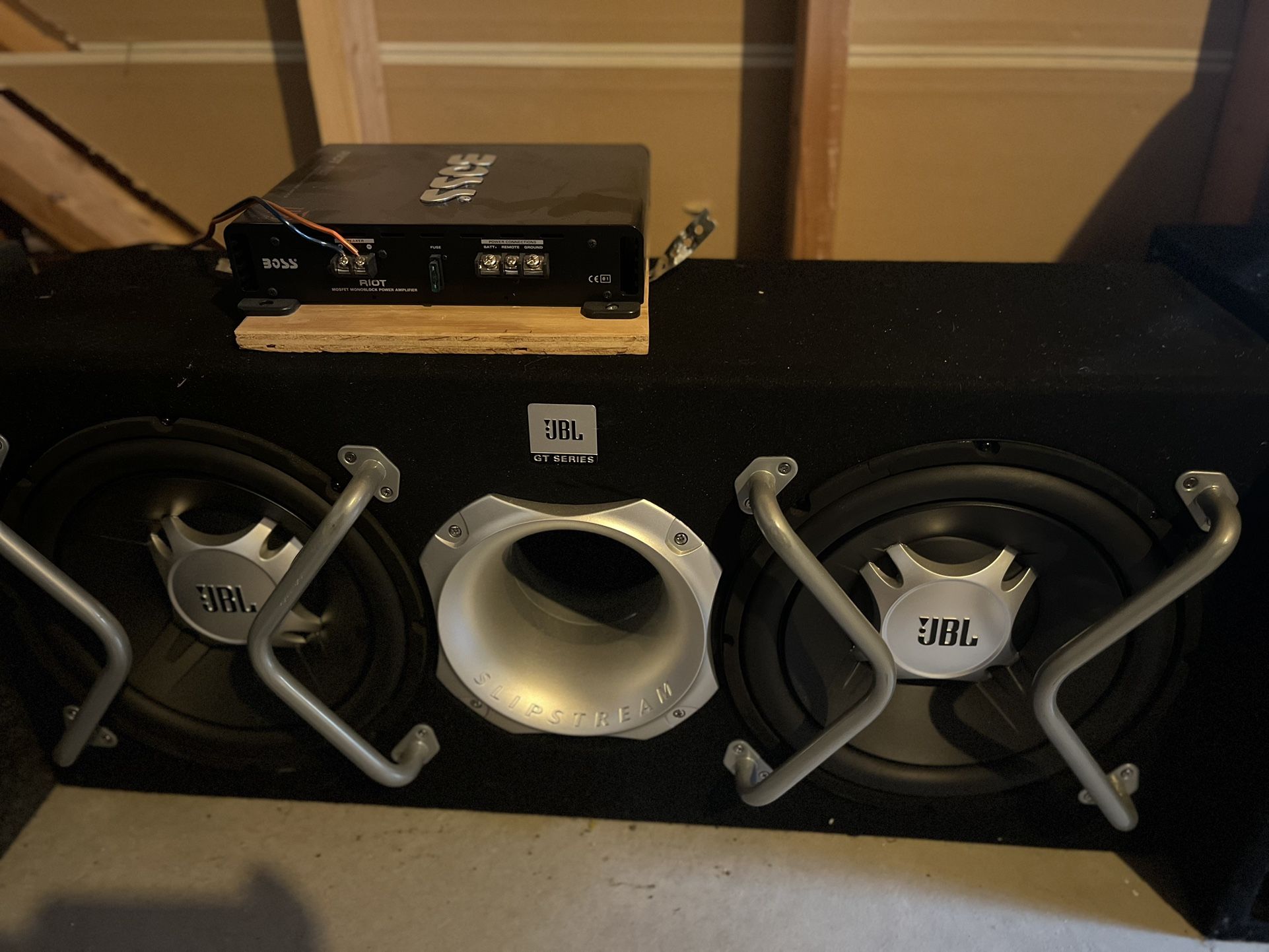 Speakers And Amplifier