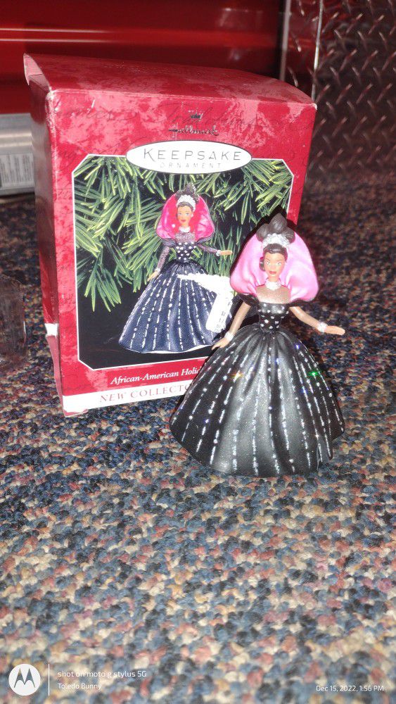 Hallmark barbie keepsake 