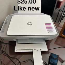 Hp printer like new no ink $25.00