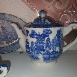 Vintage Child's Tea Set. 48 Pieces! 