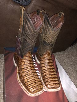 Crocodile boots 🐊