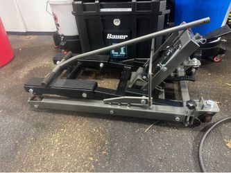 Harbor Freight ATV / Motorcycle Jack