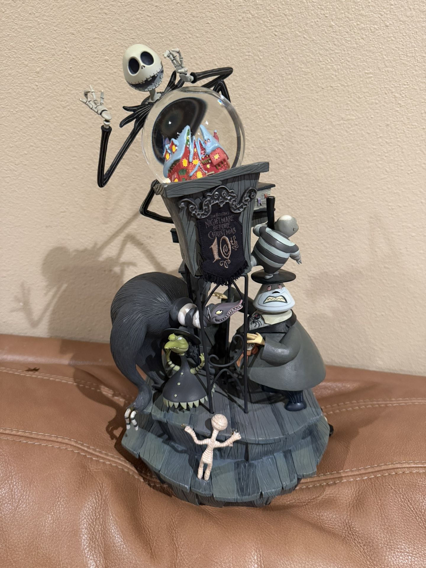 nightmare 10th anniversary snow dome music box statue 2003 limited