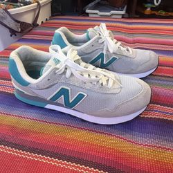 New Balance 515 Classics Sneakers Women’s Size 9