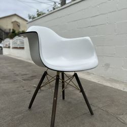 Vintage Chair 