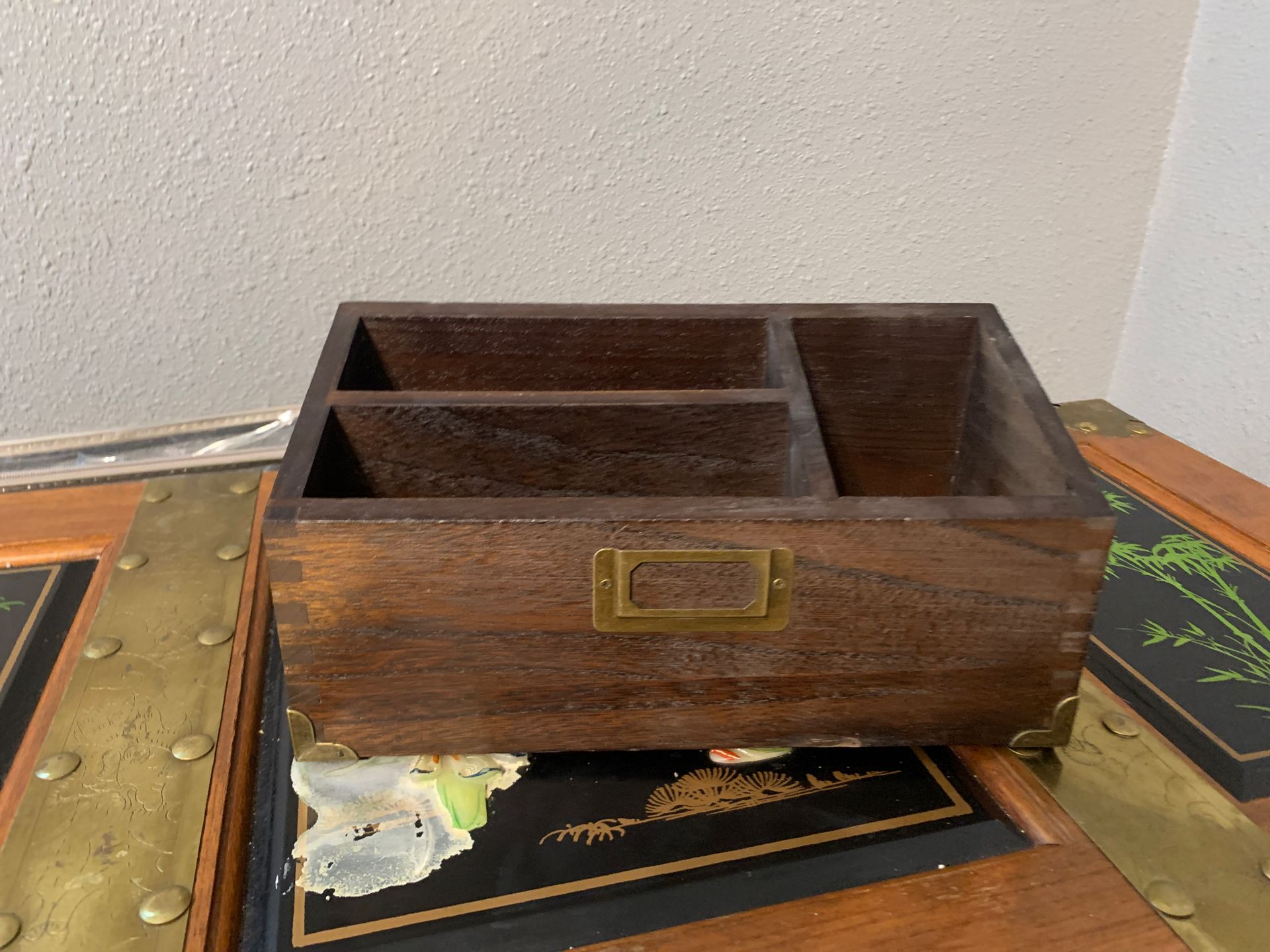Mail or desk organizer