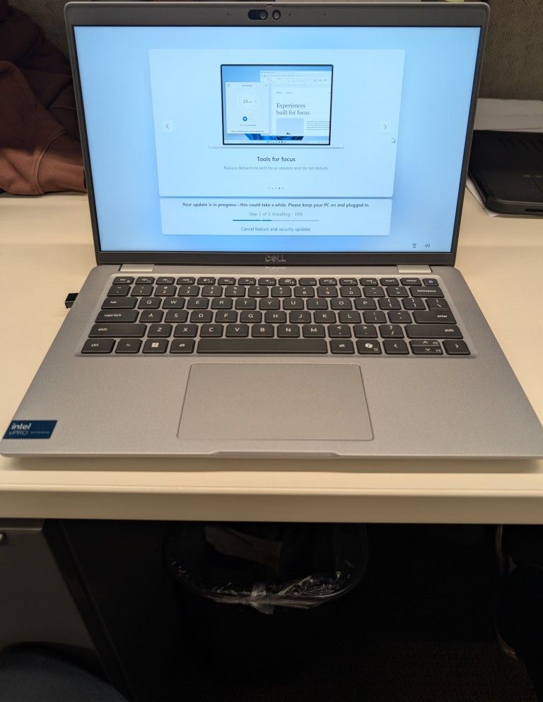 Dell Latitude 5450 Laptop