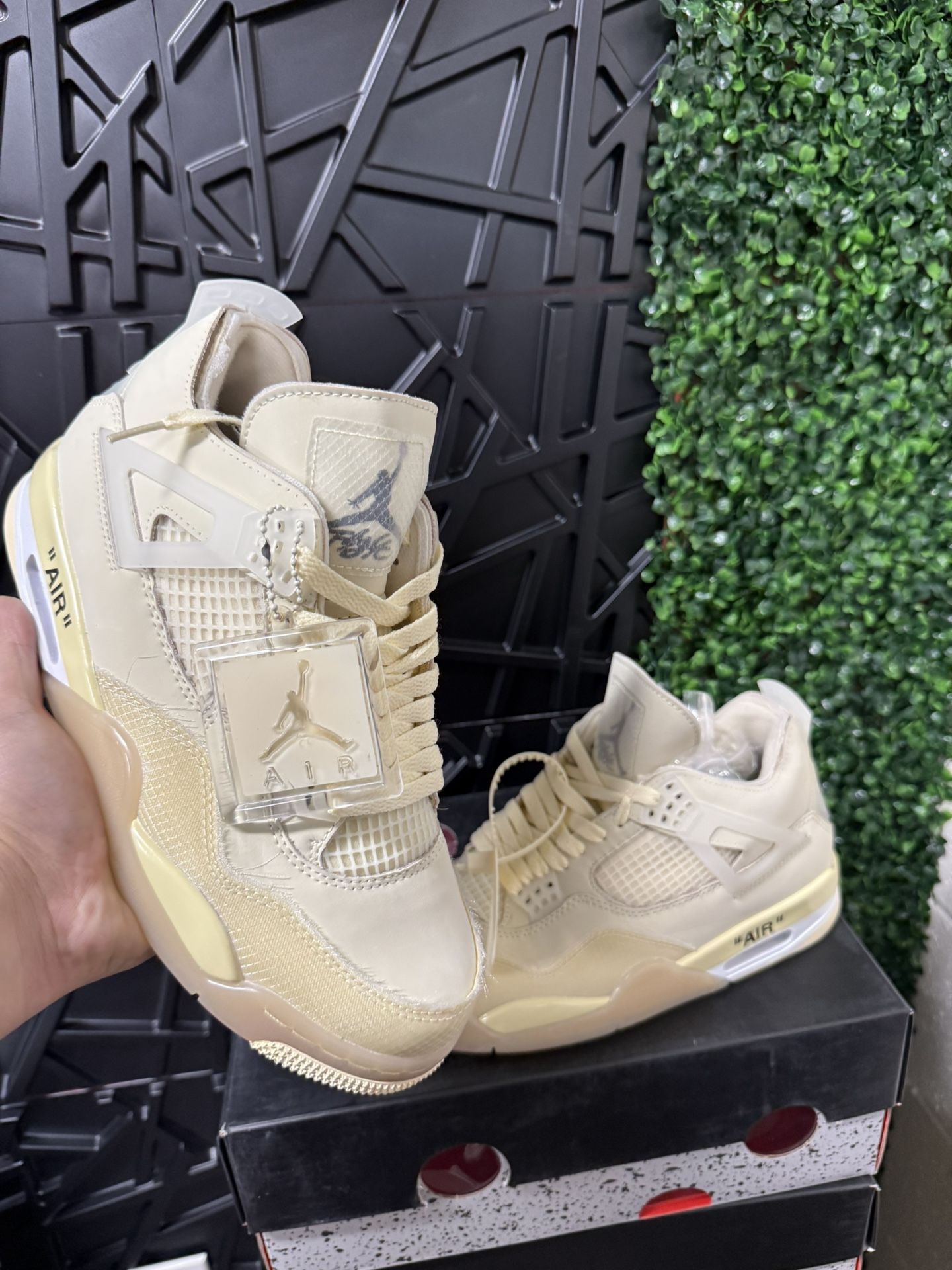 Aj4 Nike Air jordan 4 retro off white sail Size 7,7.5,8,8.5,9,9.5,10,10.5,11,12