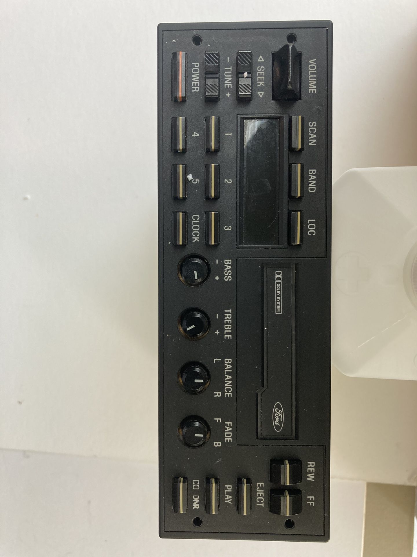 Ford OEM Premium Car Audio/Sound AM/FM/Cassette Radio F4DF- For Parts Only