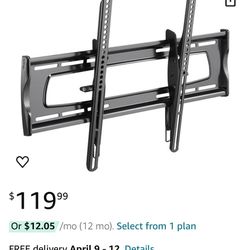 Rocketfish Tilting TV Wall Mount for 32 to 70-Inch Flat-Panel TVs