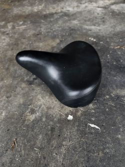 Black beach cruiser seat