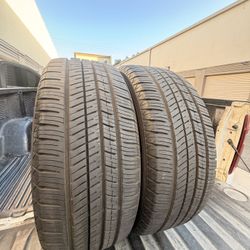 235/50/19 Yokohama Avid Ascend 80-90% Tread (2)