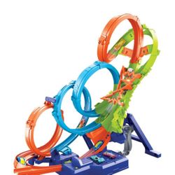  Hot Wheels Action 4-Loop Crash Out track set (BRAND NEW) In Queen Creek 