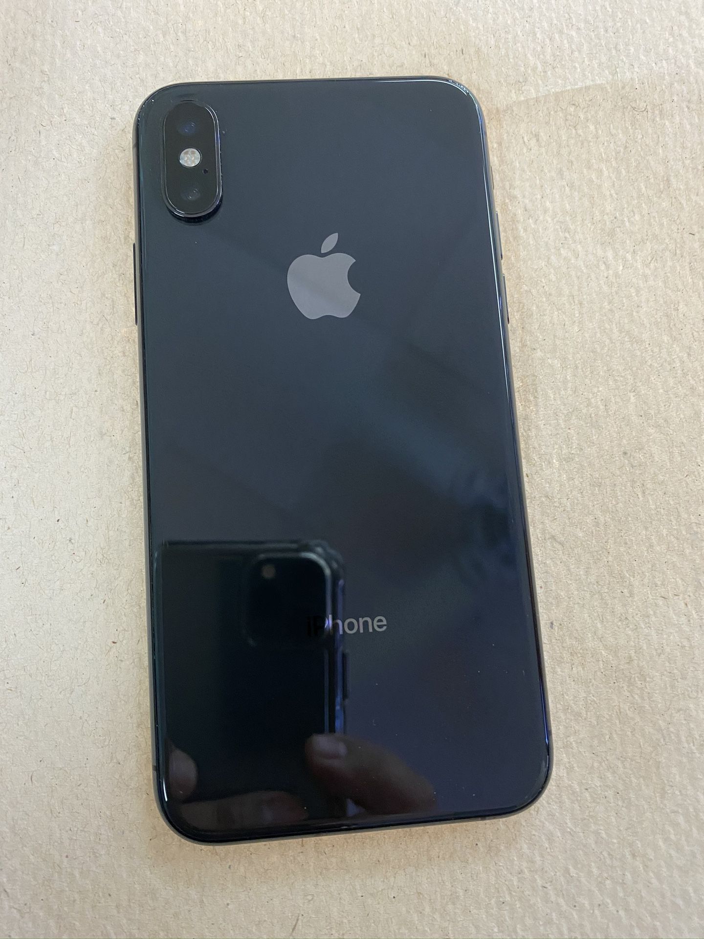 iphone x 64 gb for sprint only,not unlocked excellent overall condition