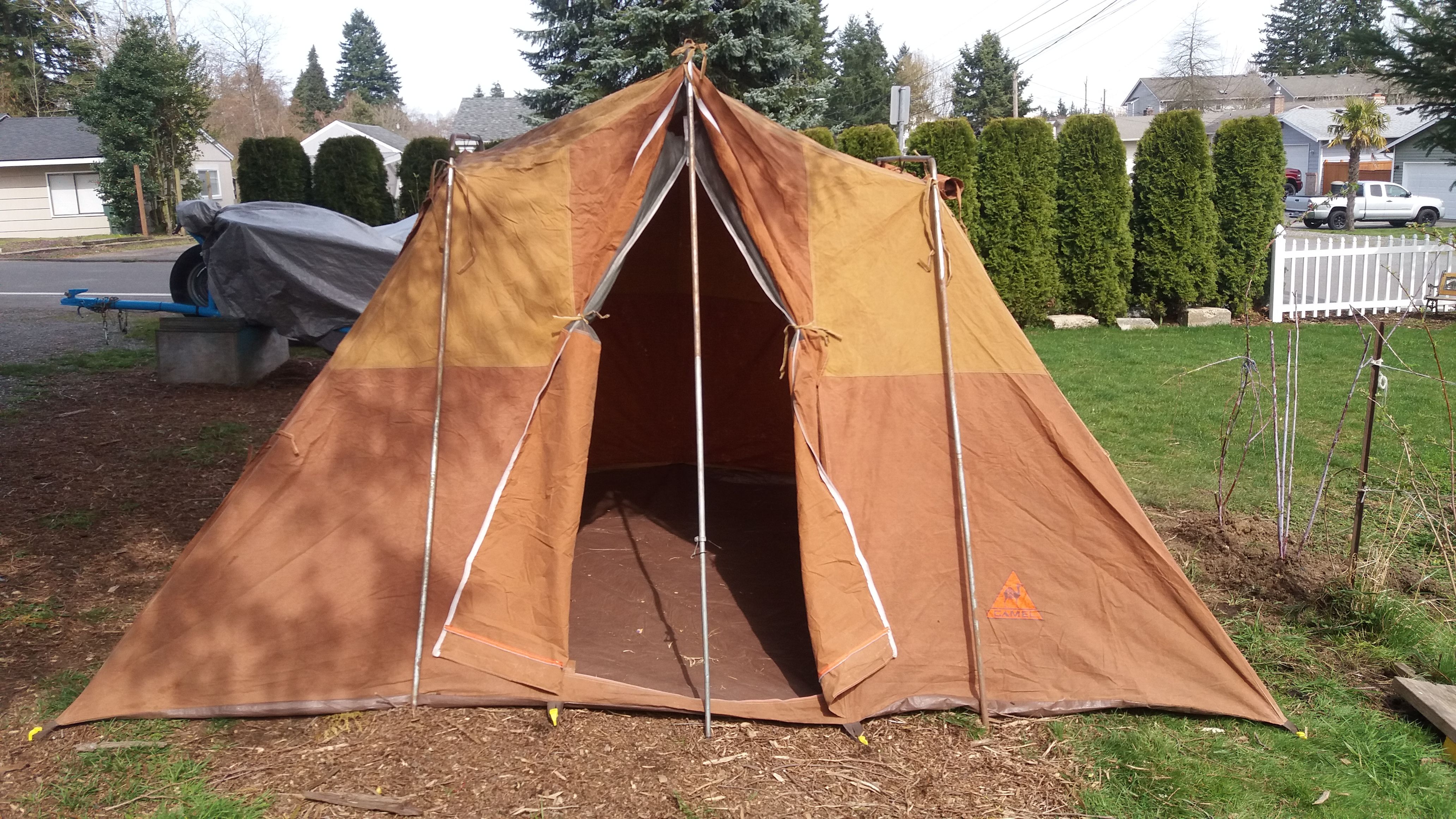 Camel 12x9 Canvas Cabin Tent for Sale in Everett, WA OfferUp