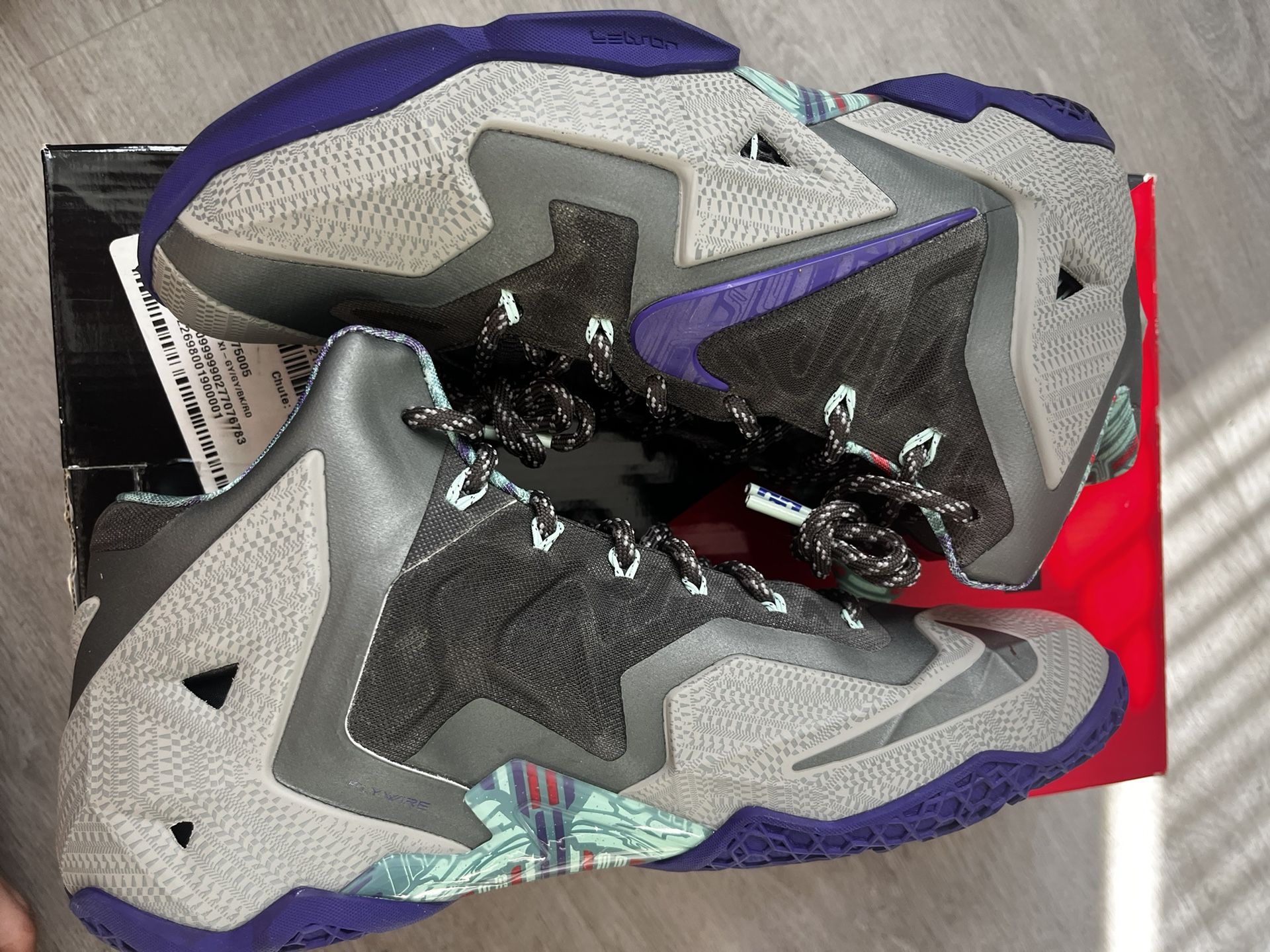 Lebron XI Terracotta Warriors