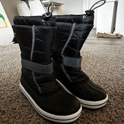 Snow Boots