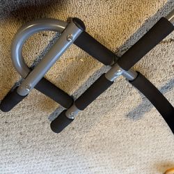 Pull-Up Bar