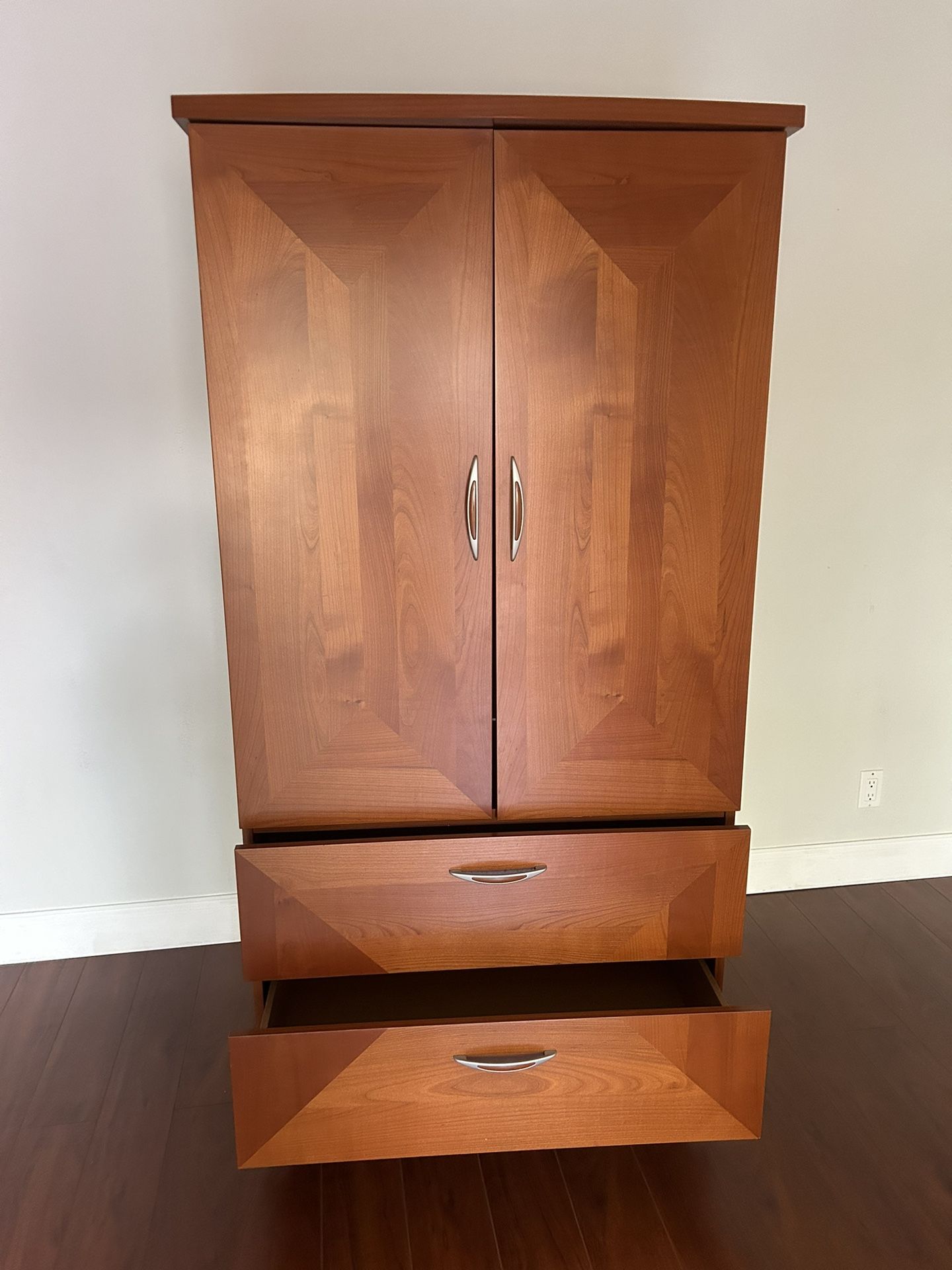 Armoire