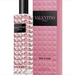 New— Valentino Donna Born In Roma Parfum Spray 15ml sealed in a box