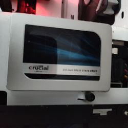 Crucial MX500 SSD 2 TB