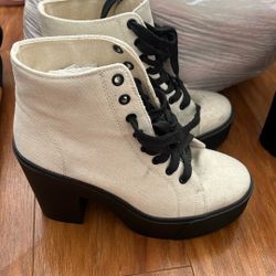 White Boots 