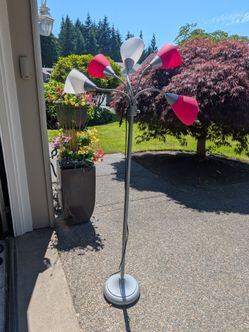 Medusa goose neck floor lamp
