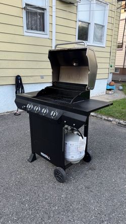 Nexgrill 4-Burner Propane Gas Grill