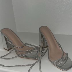 Women Neiman Marcus Heels Sz 6.5