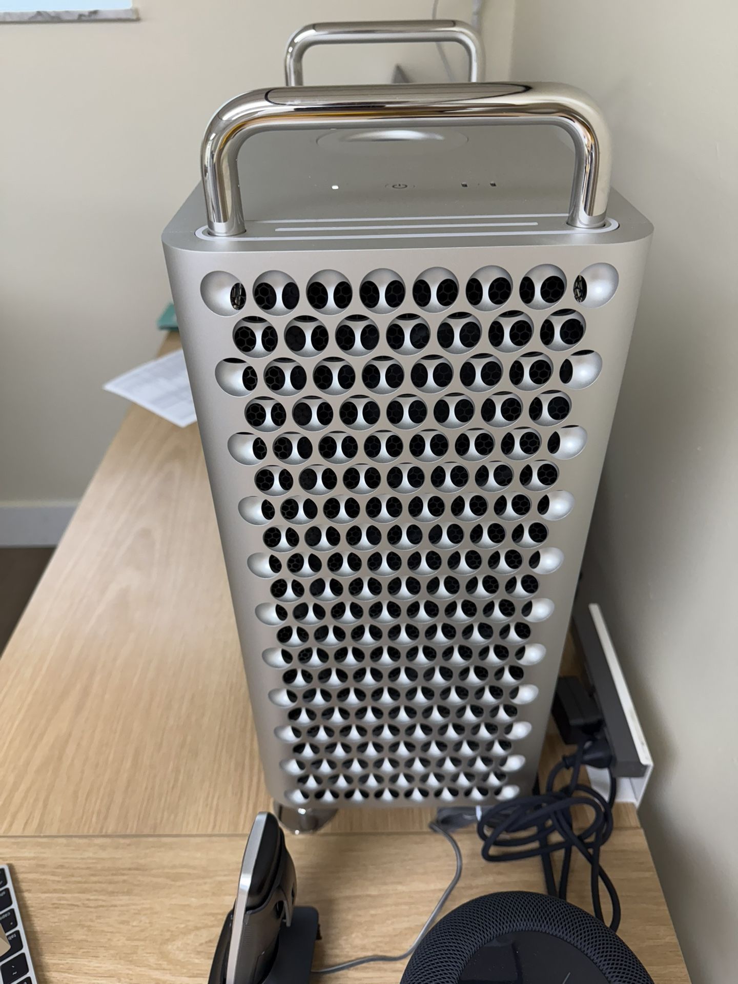 Apple Mac Pro 3.2 GHz 16 Core Intel Xeon Memory 48 Gb