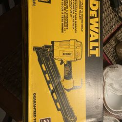 Dewalt Nailer 