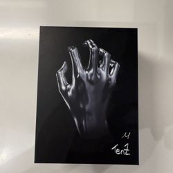 Finalmouse Starlight Pro - Tenz- Medium (Factory Sealed)