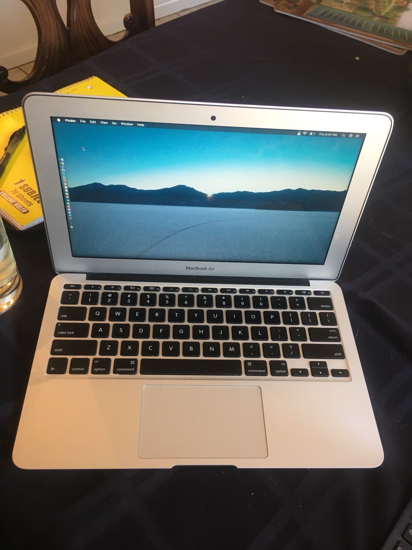 Apple MacBook Air 11”