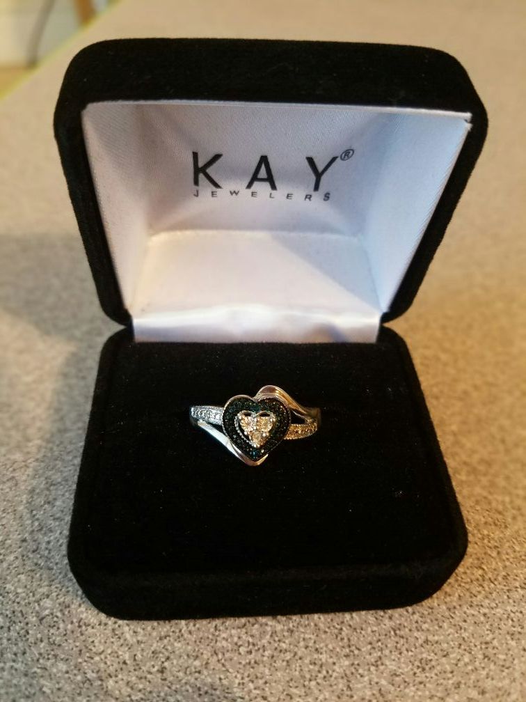 Kay jewler ring & necklace