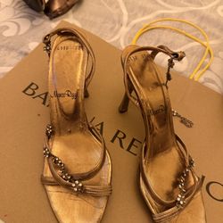 Gold Colored Heels With Chain 