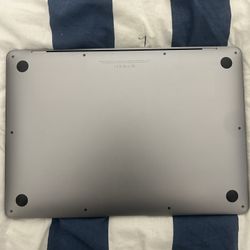 250 GB Apple MacBook Air (13 Inch)