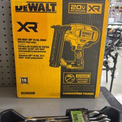 Dewalt 20v Max Xr 18ga Brad Nailer
