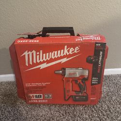Milwaukee 2632-22 M18 ProPEX Expansion Tool Kit