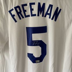 Freddie Freeman Autographed LA Dodgers Jersey -MLB Authenticated
