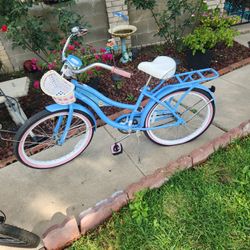 24 " HUFFY   BEACH CRUISER