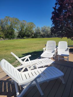 Heavy Duty Lounge Chairs