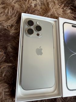 iPhone 15 pro, 128gb, unlocked