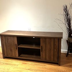 TV Stand For 75inch Or Less TV