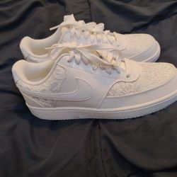 Nike Court Vision Low Women's  Sz. 9