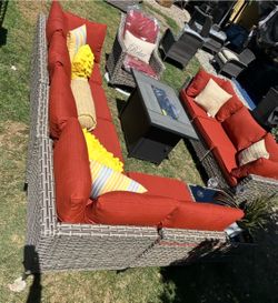 Patio Furniture set outdoor new in the box