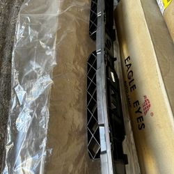 2012-2019 VOLKSWAGEN PASSAT REAR BUMPER COVER CENTER SUPPORT BRACKET OEM