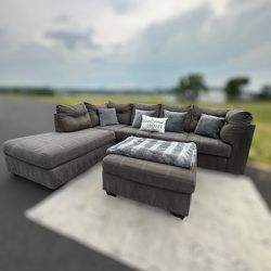 (FREE DELIVERY) Ashley Furniture Grey Sectional Couch 